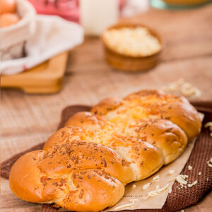 Imagen del producto: Pan Trenza Queso Deli